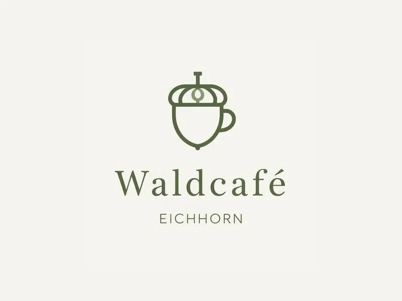 Waldcafé Eichhorn — Minimalistisch